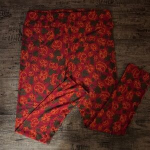 LuLaRoe Pumpkin 🎃 Patterned Leggings